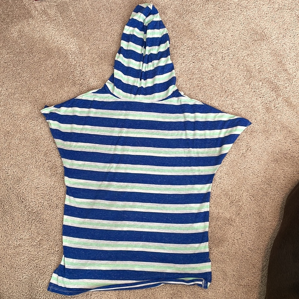 Striped hooded t-shirt from Victoria’s Secret - Picture 6 of 6